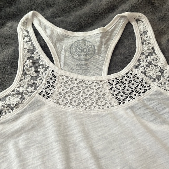 Top - Picture 2 of 4